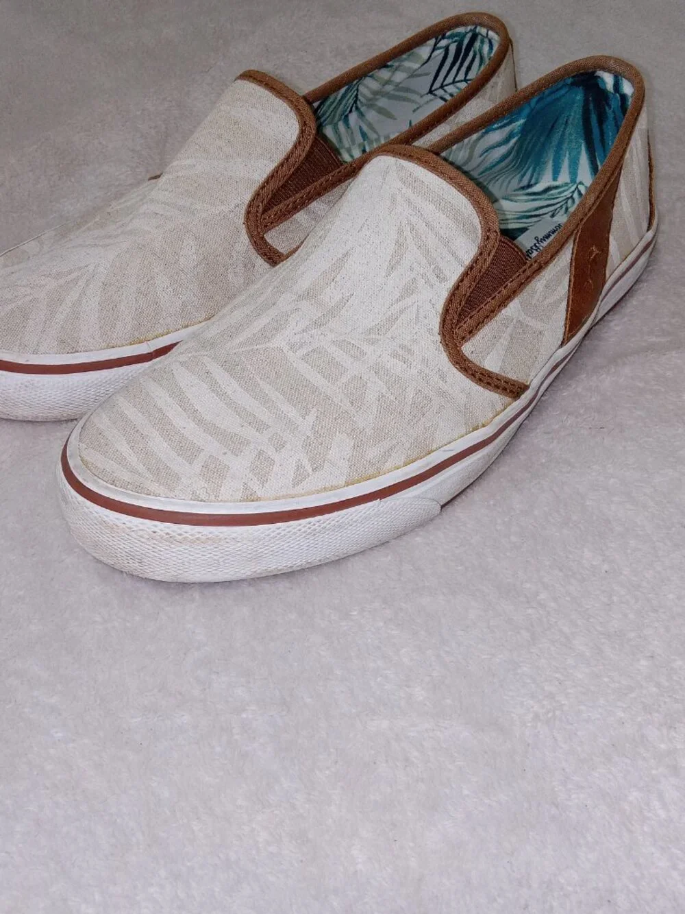 Tommy Bahama Pacific Ridge Slip On Shoes Men's Size 10 Natural/Tan Tropical